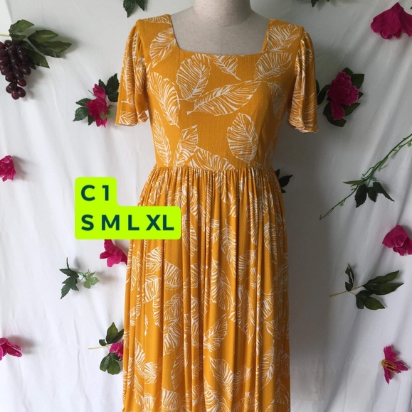 dresses - Picture 1 of 1